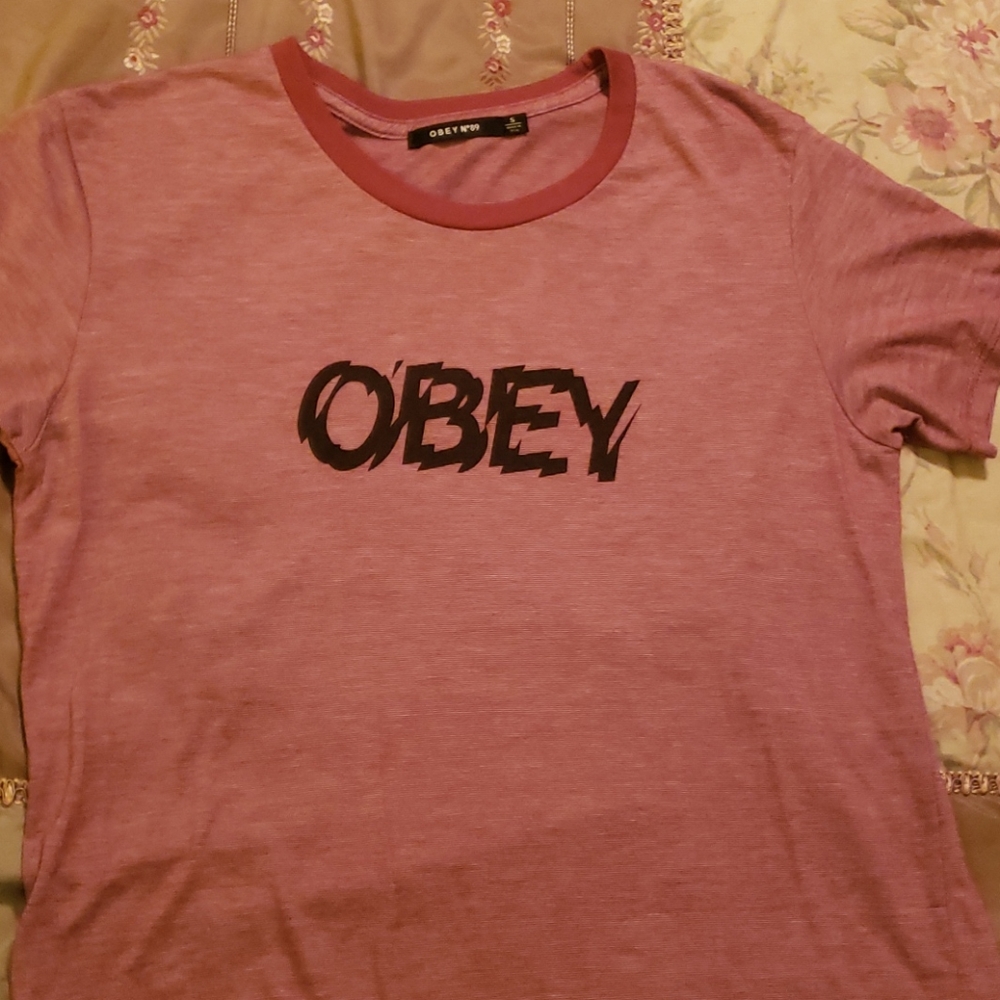 Ladies Obey t-shirt